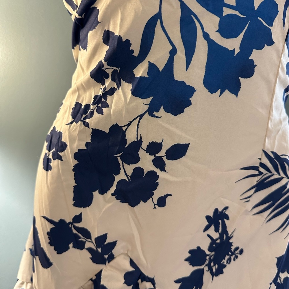 Talia Style Maxi Floral Blue and Cream Dress medium - Picture 7 of 10